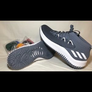New with box, Adidas SM Dame 4 NBA Basketball shoe